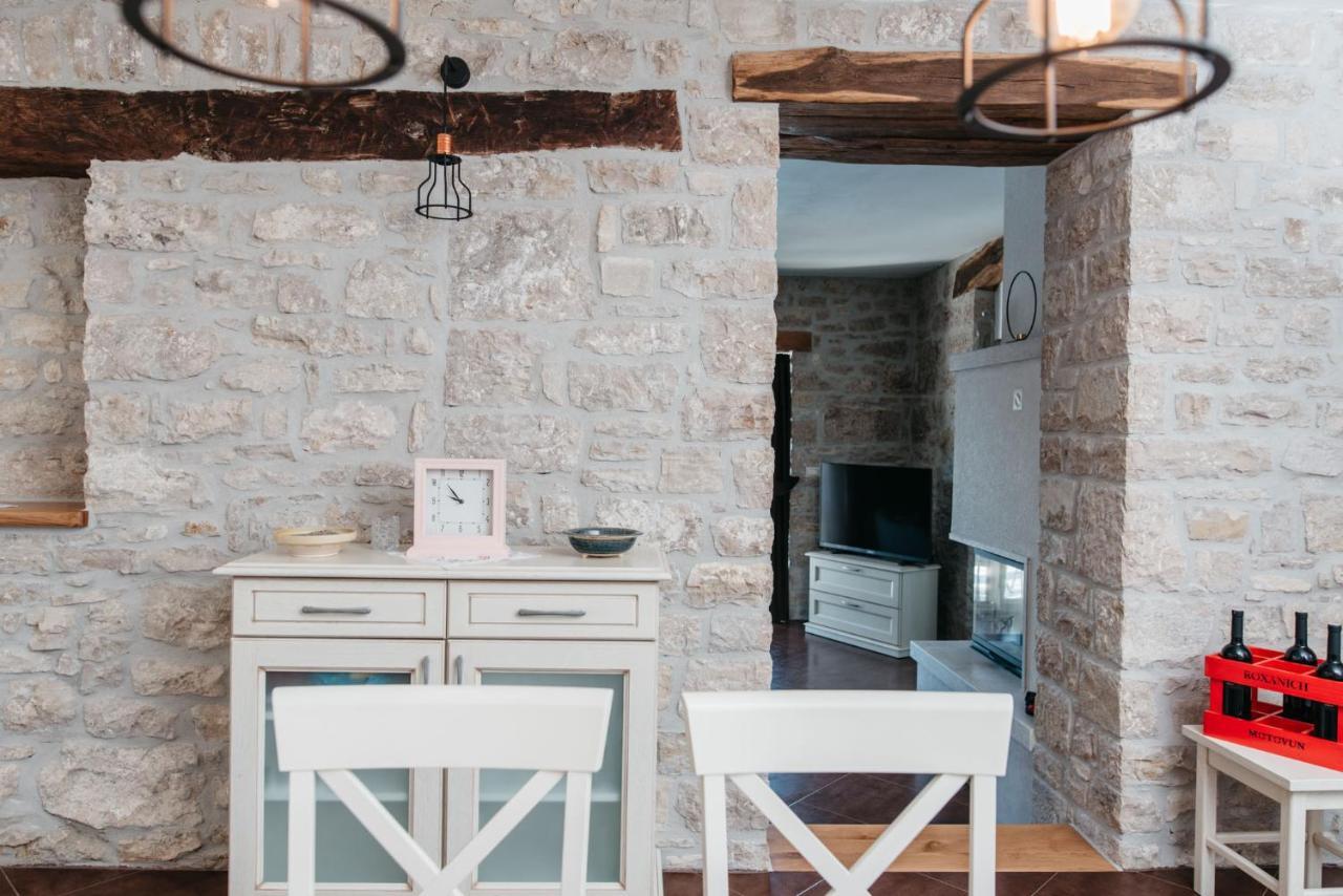 Villa Hana Motovun Bagian luar foto